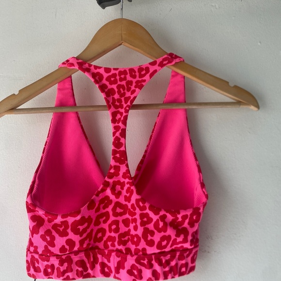 Beach Riot S Twist Sport Top - Picture 7 of 10